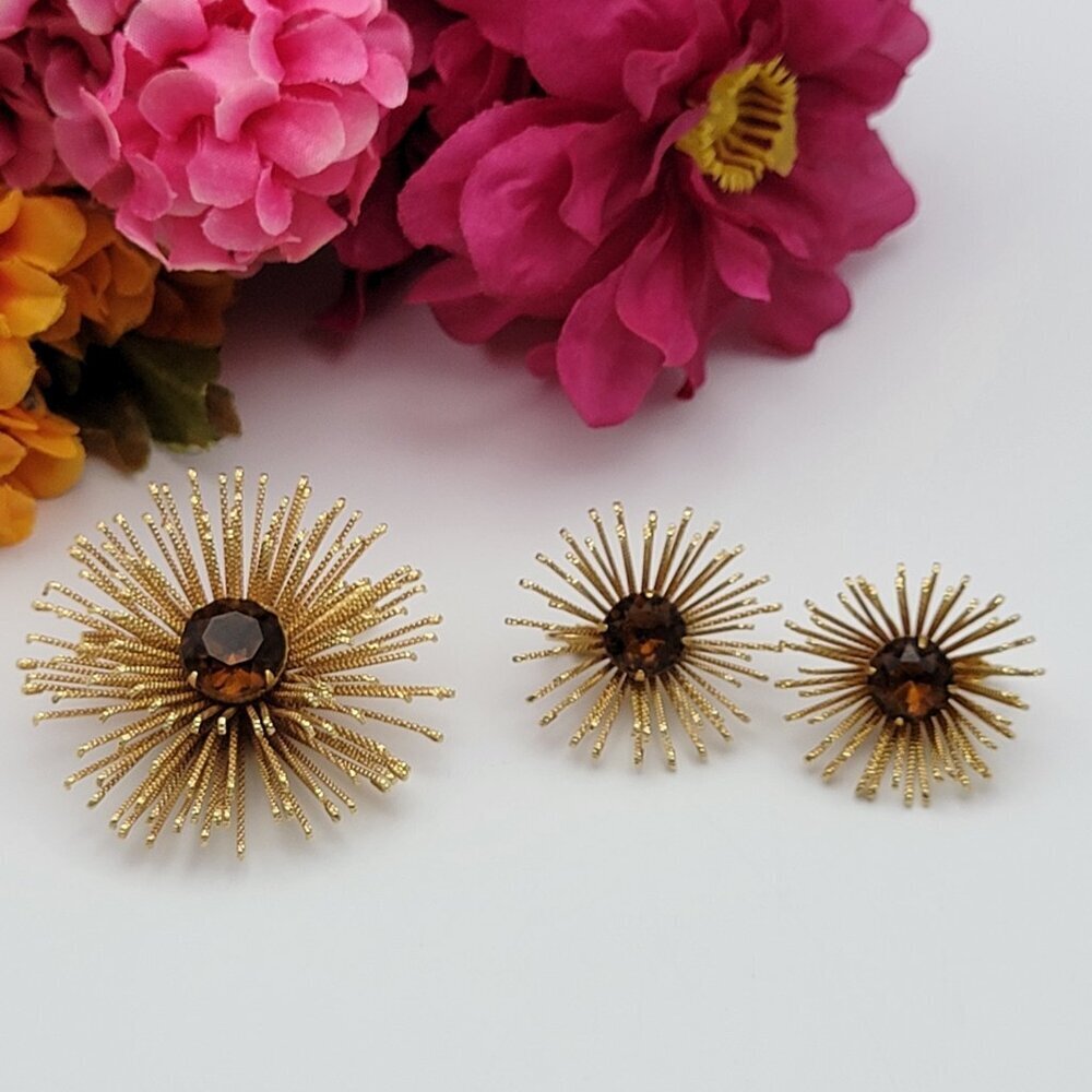 Sarah Coventry Gold Tone Amber Crystal Starburst Brooch And Clip On Earrings Set